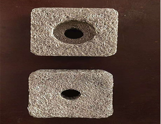 Maglia di filo a maglia compressa per filtraggio rettangolare